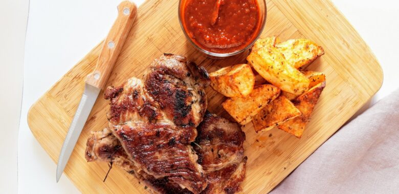 Χοιρινές μπριζόλες με sauce BBQ 10 Χοιρινές μπριζόλες με sauce BBQ