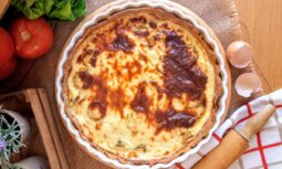 Ανοιξιάτικη τάρτα με κολοκυθάκια