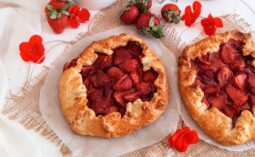 Galette με φράουλες