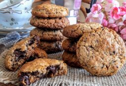 Cookies ολικής με μέλι και κομματάκια σοκολάτας