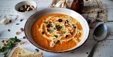 Σούπα βελουτέ με γλυκοπατάτες και καρότα