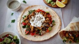 Λιβανέζικος γύρος κοτόπουλου Shawarma