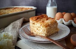 Μακαρονόπιτα με φύλλο κρούστας