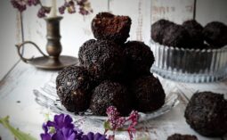 Νηστίσιμα τρουφάκια