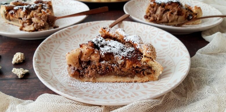 Galette με μήλα, σταφίδες και χαλβά του μπακάλη