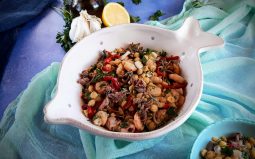 Σαλάτα θαλασσινών με ρεβίθια