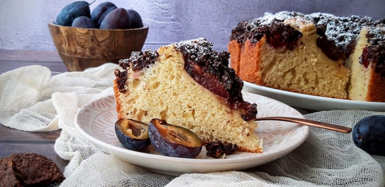 Κέικ με δαμάσκηνα και μπισκοτένιο crumble βρώμης με σοκολάτα 7 Κέικ με δαμάσκηνα και μπισκοτένιο crumble βρώμης με σοκολάτα
