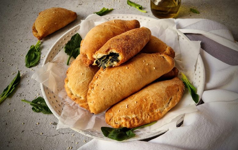Cartocciate με σπανάκι και τυριά
