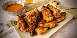 Παϊδάκια κοτόπουλου με σάλτσα μπύρας