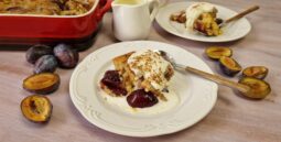 Cobbler με δαμάσκηνα
