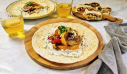 Μεξικάνικες τορτίγιες κοτόπουλου με ψητά λαχανικά