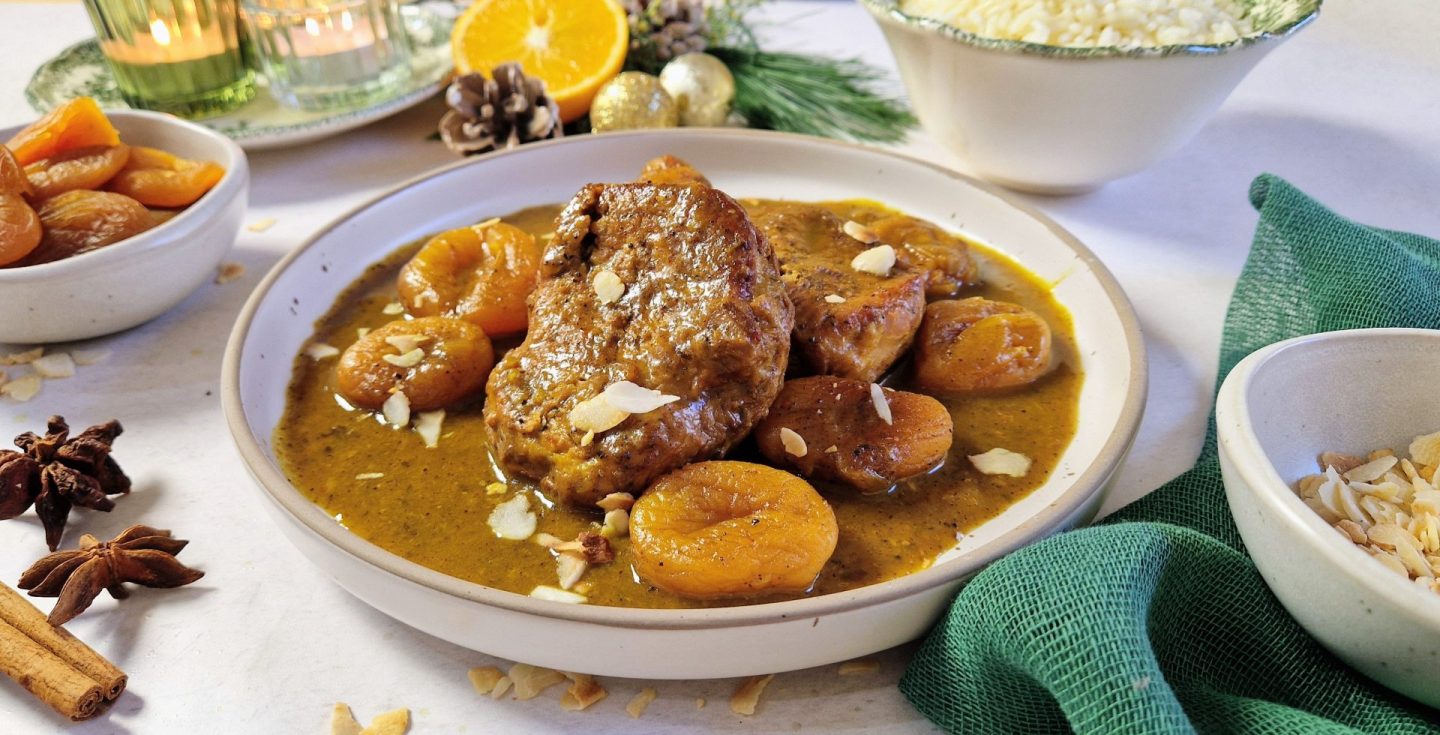 Χοιρινό με βερίκοκα στην κατσαρόλα