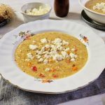 Τραχανάς σούπα με λαχανικά και φέτα